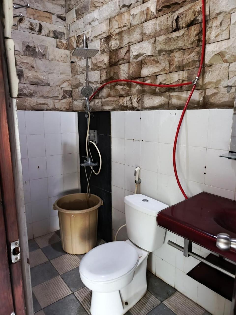 Omah Kenangan At Seven Trumpets Resort Maguwo エクステリア 写真