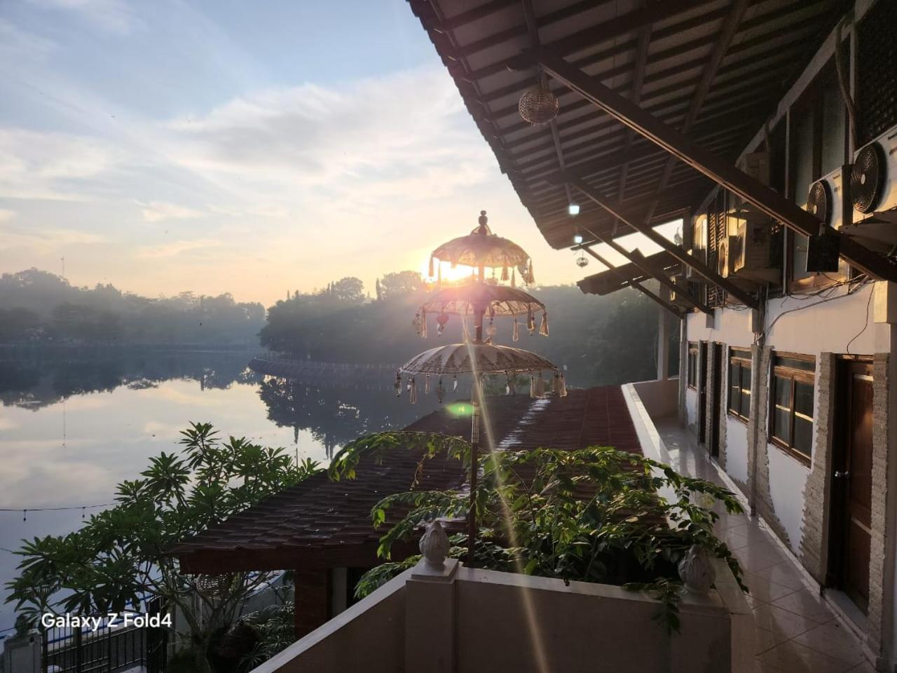 Omah Kenangan At Seven Trumpets Resort Maguwo エクステリア 写真